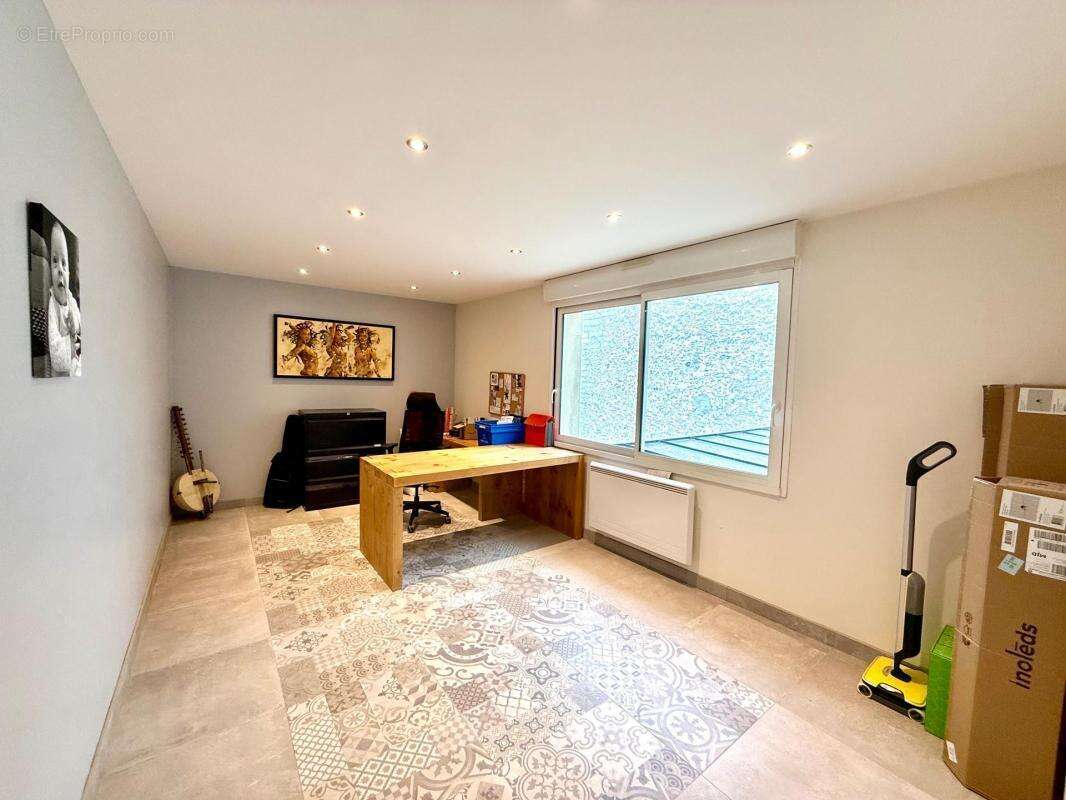 Maison à LE CHATELET-EN-BRIE