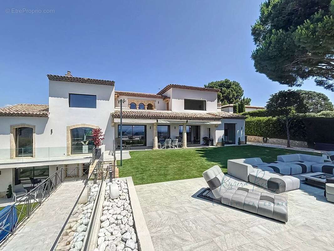 Maison à MOUGINS