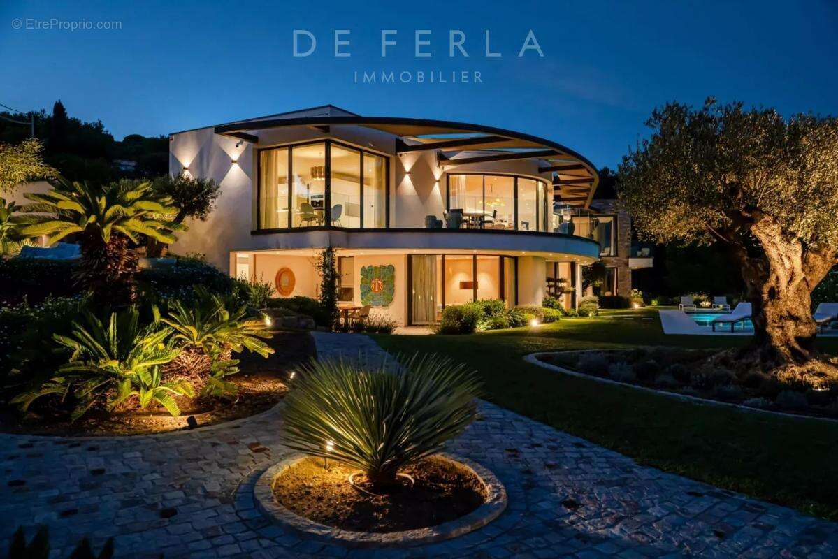 Maison à CAVALAIRE-SUR-MER