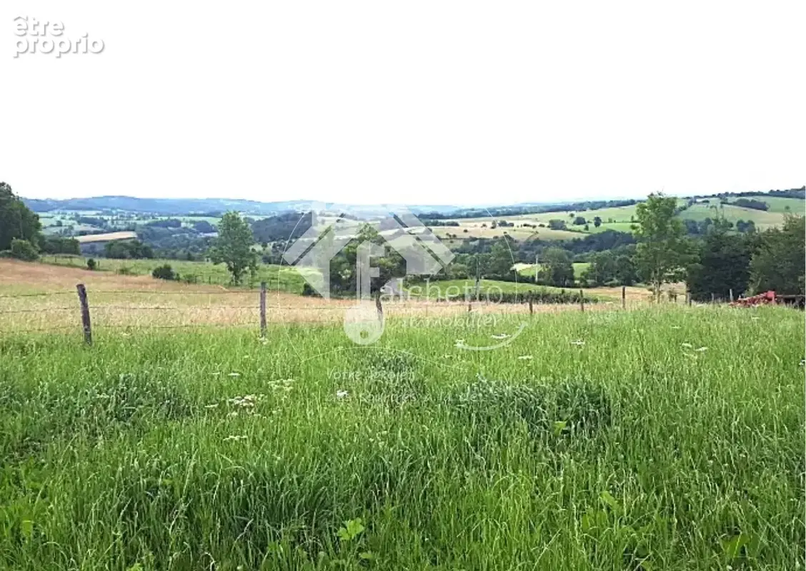 Terrain à vendre à Olby (63210) - photo 3