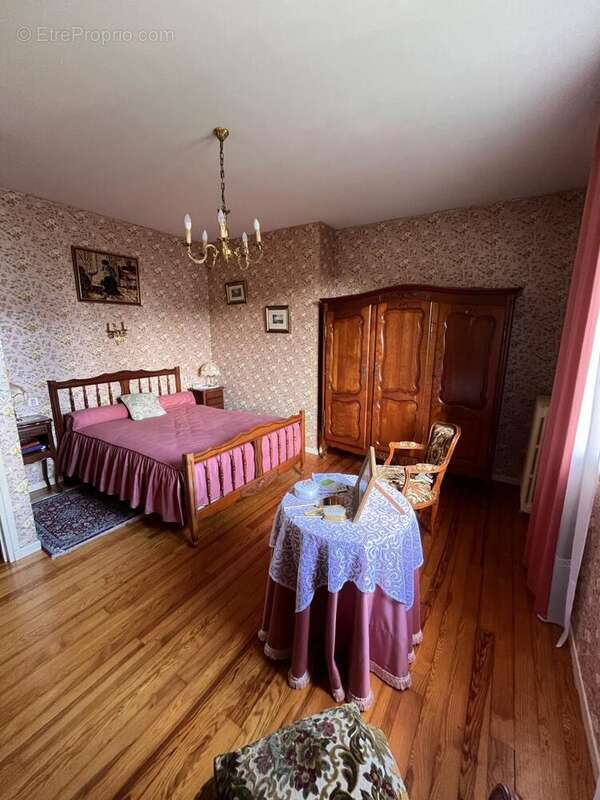 Maison à LOUEY