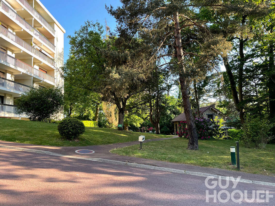 Appartement à VERSAILLES