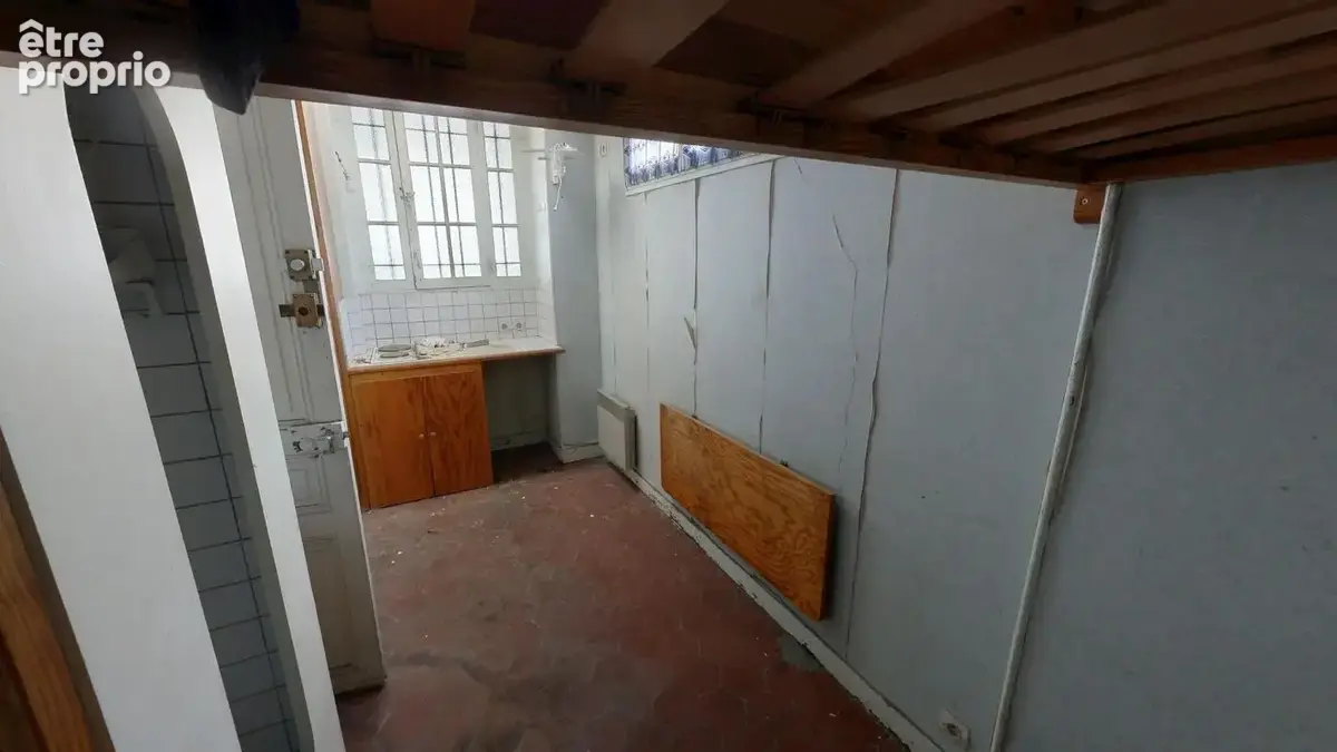 Chambre 16 rue Berteaux Dumas + cave (lots 12 et 15) - photo 2