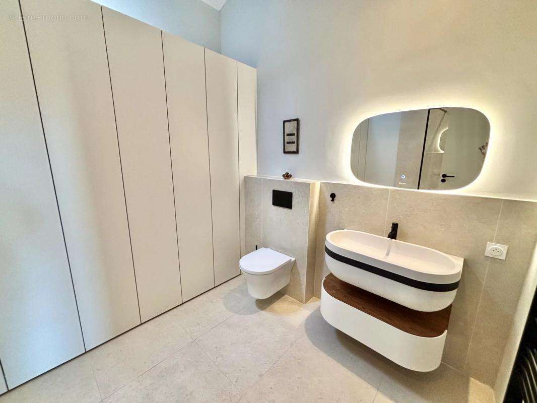 Appartement à VALBONNE