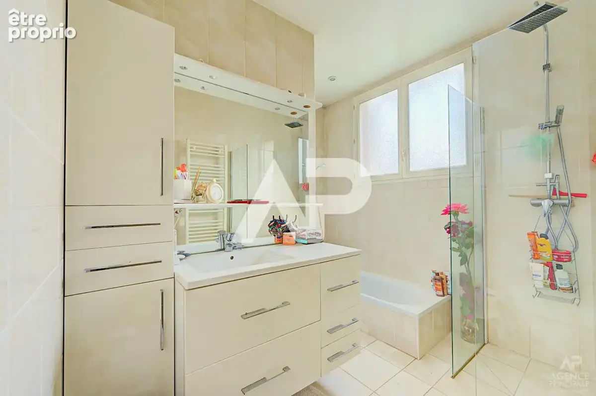 Maison Suresnes 7 pièce(s) 161m² - photo 7