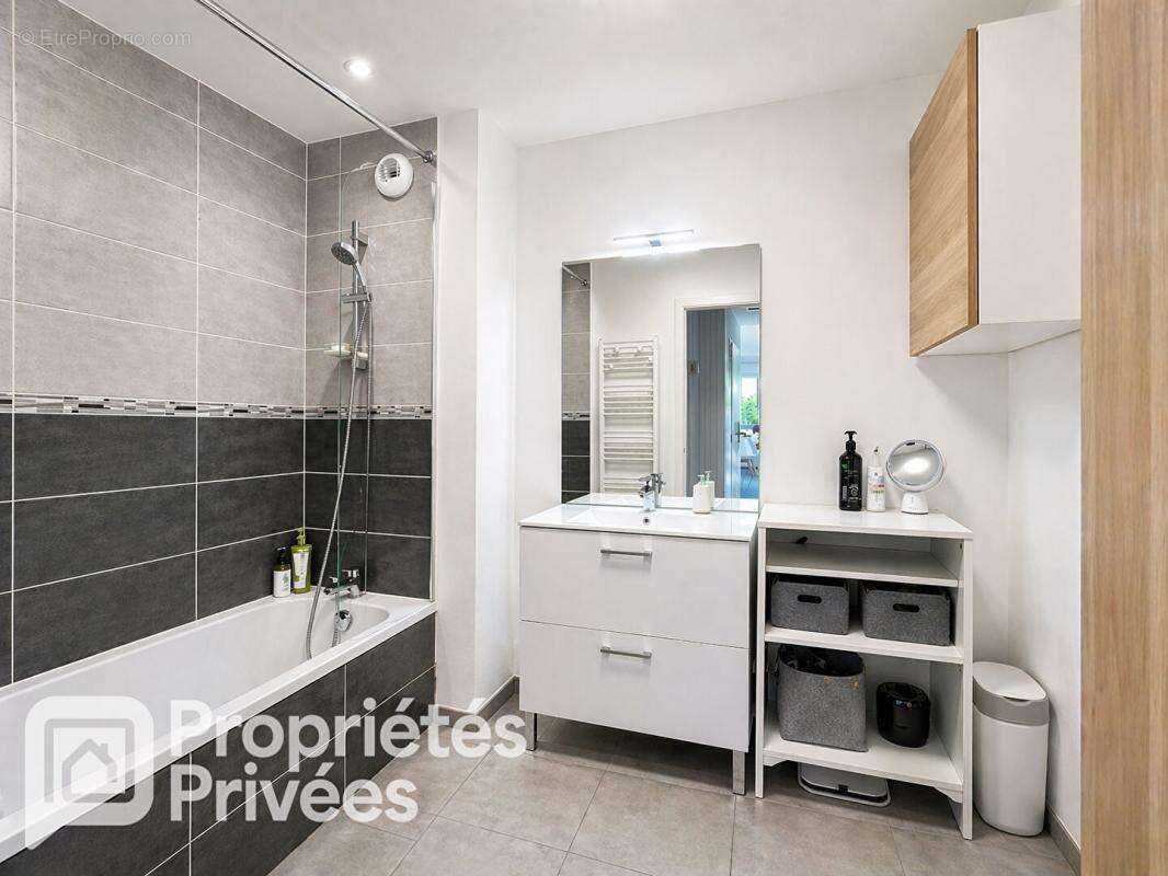 Appartement à CROZET