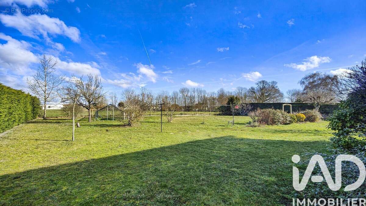 Photo 4 - Maison à MIRANDOL-BOURGNOUNAC