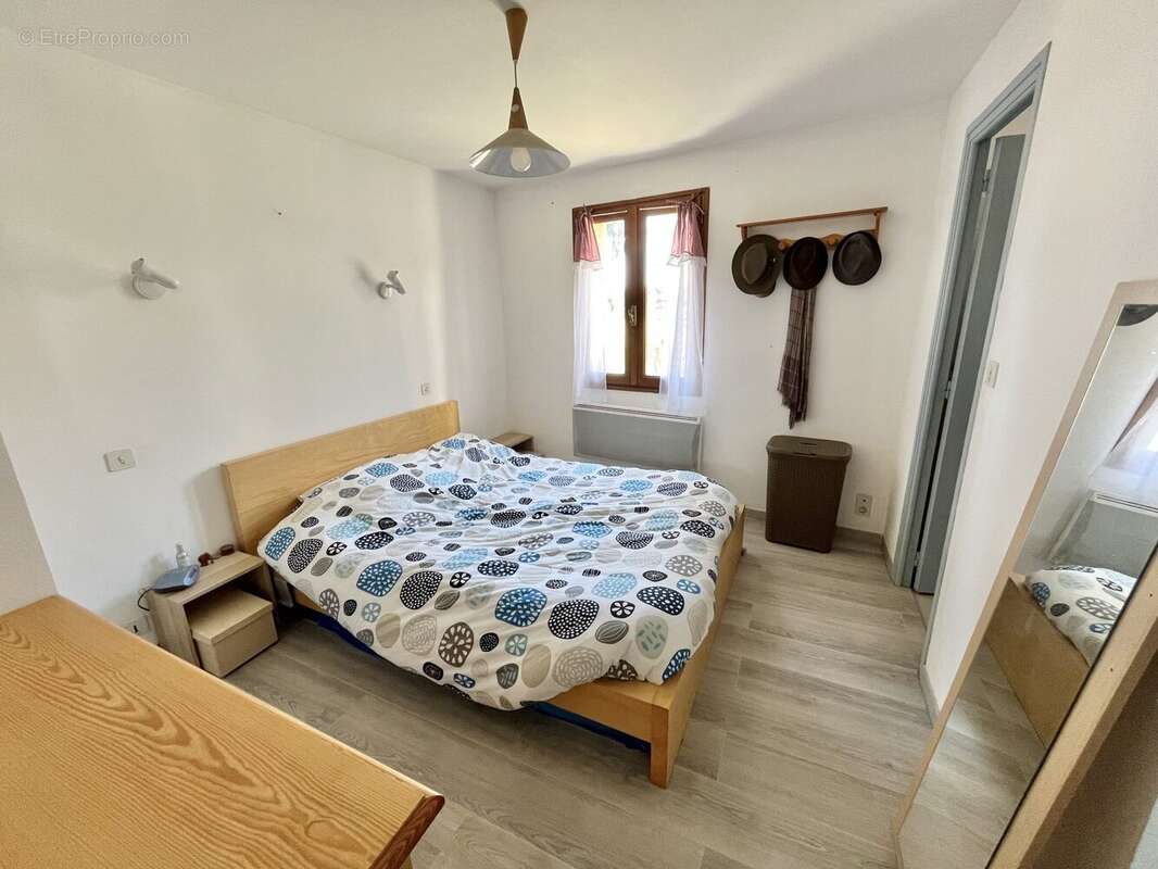 Maison à RIEUTORT-DE-RANDON