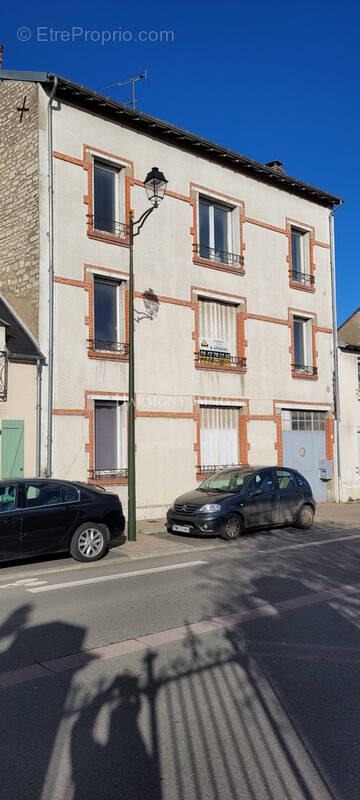 Appartement à SAINT-AMAND-MONTROND