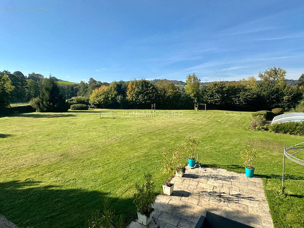 Maison à OSMOY-SAINT-VALERY