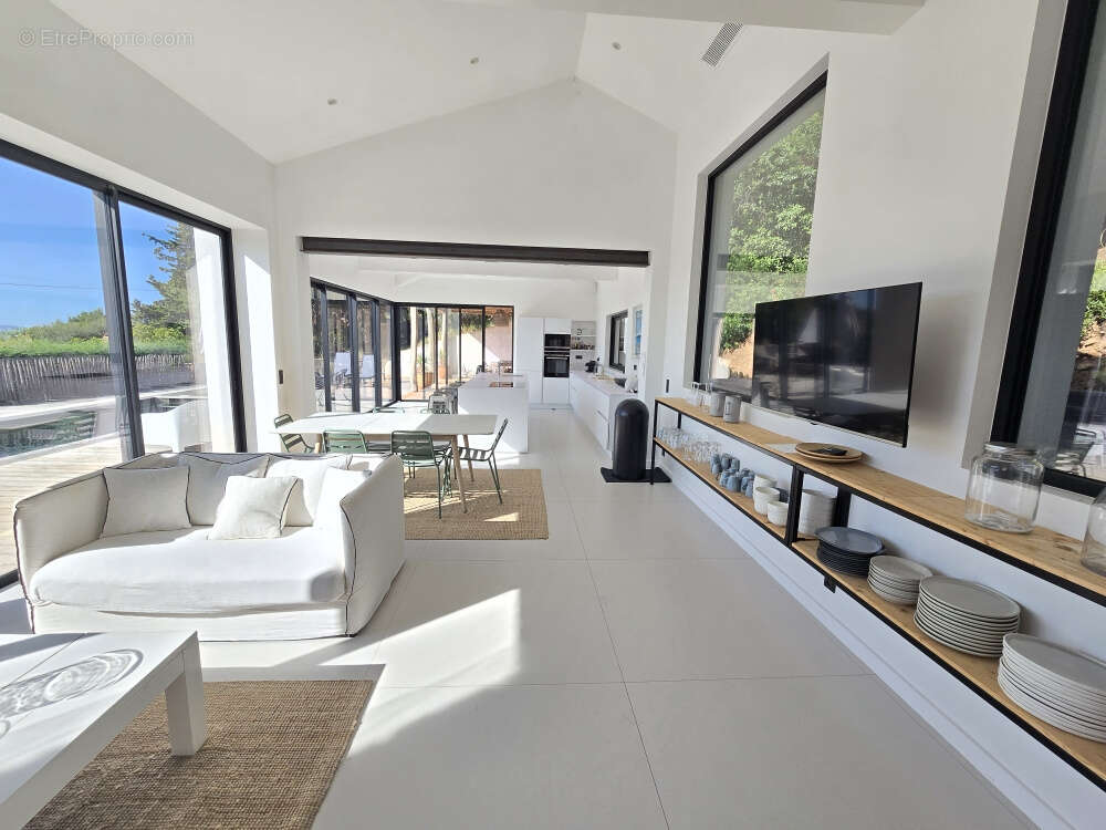 Maison à LA CROIX-VALMER