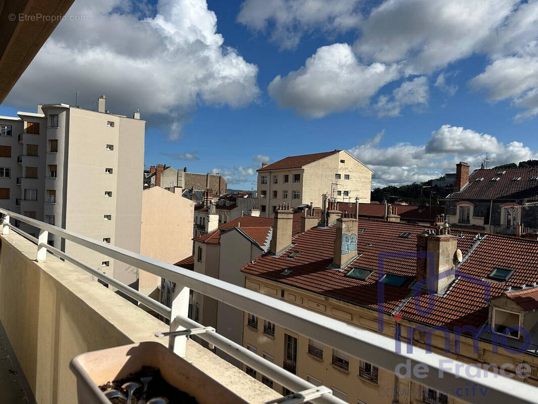 Appartement à SAINT-ETIENNE