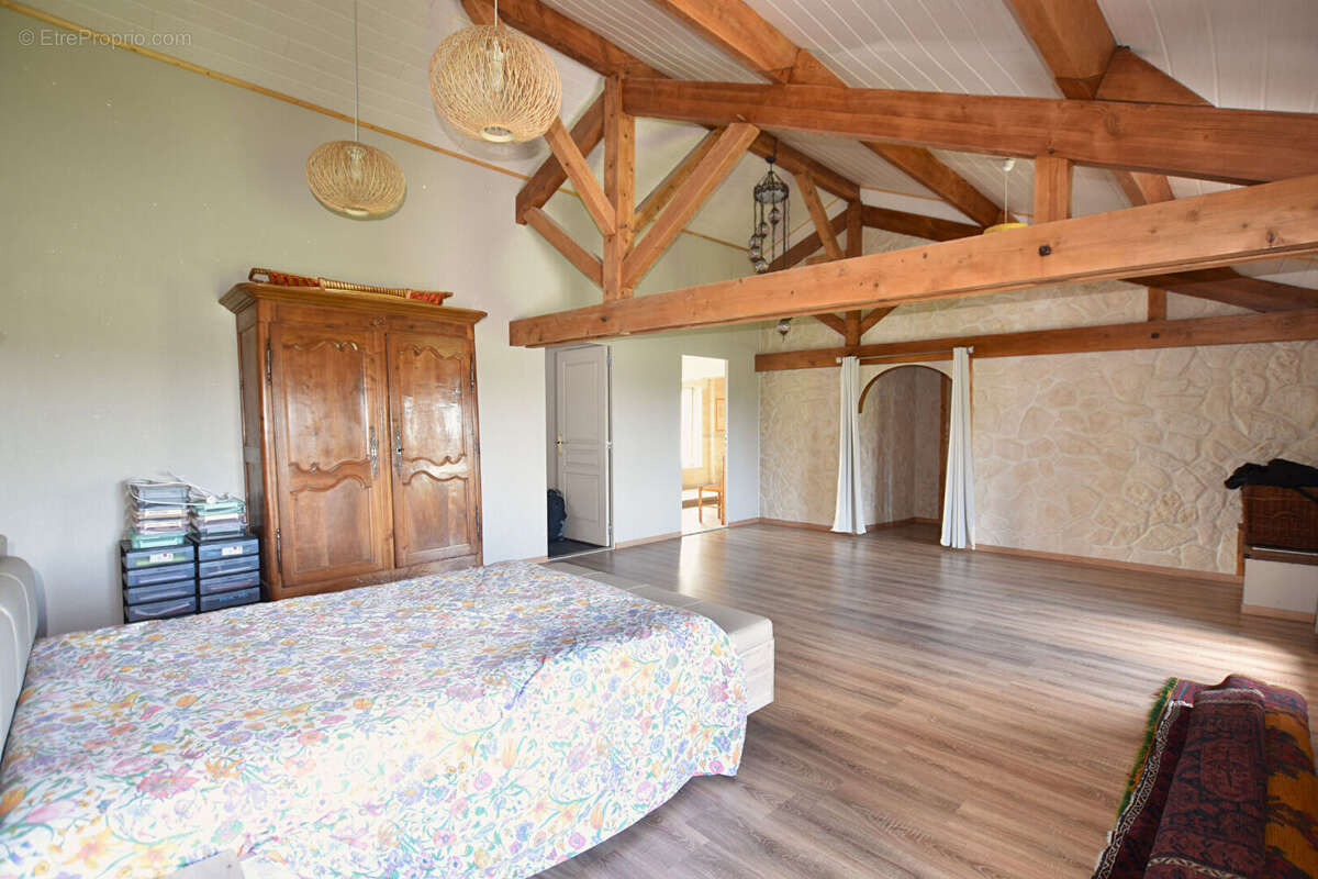 Maison à SAINT-MARTIN-D'ESTREAUX