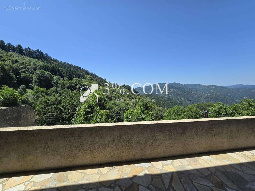 Appartement de 90m2 et 2 chambres - terrasse avec vue panora - photo 11