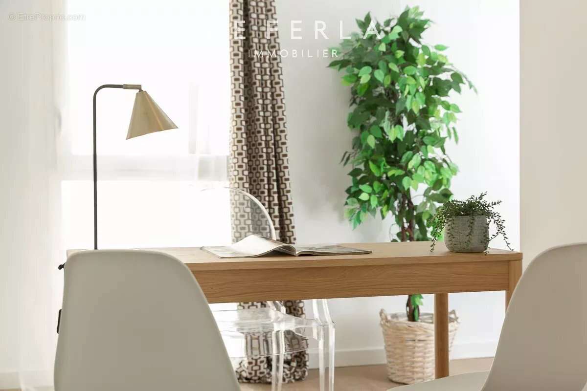 Appartement à MARSEILLE-6E