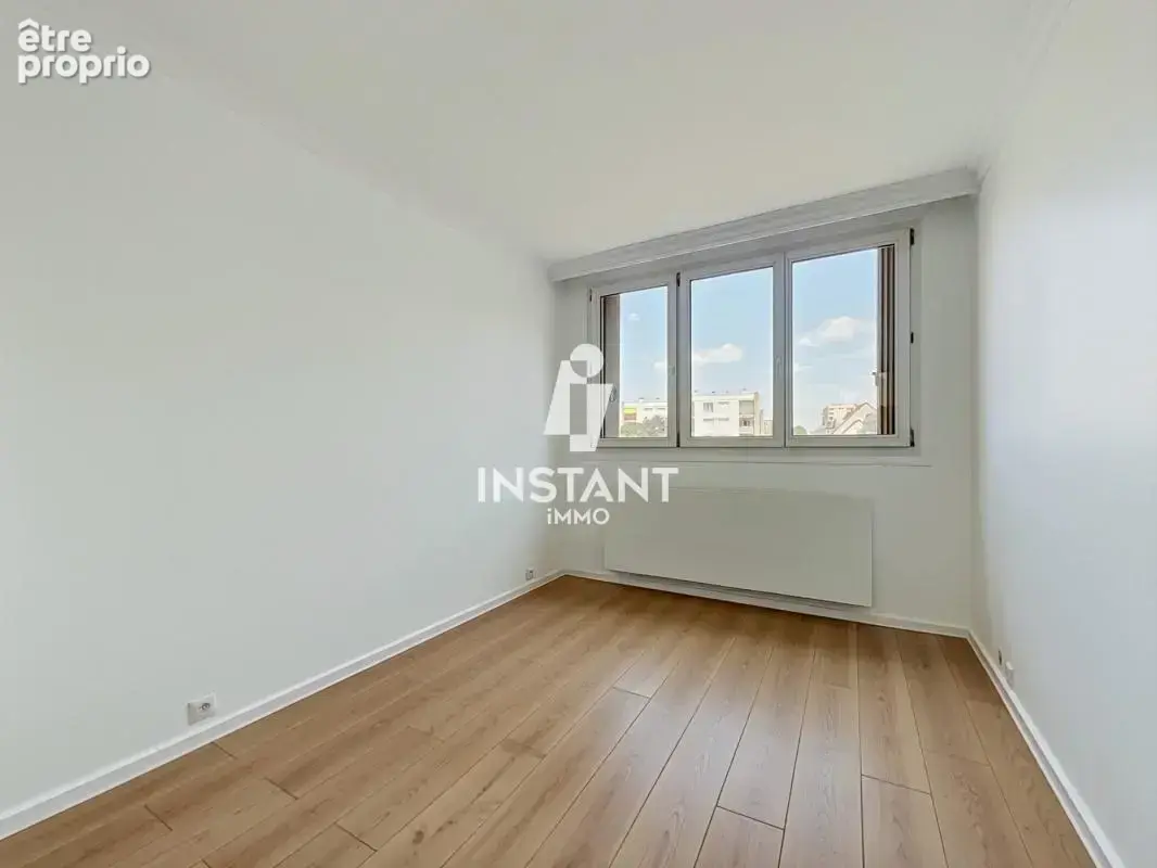 Appartement traversant rénové avec cave - 3/4 pièces - photo 9