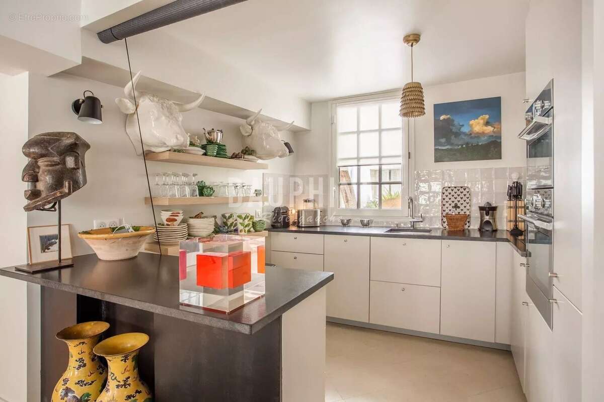 Appartement à PARIS-6E