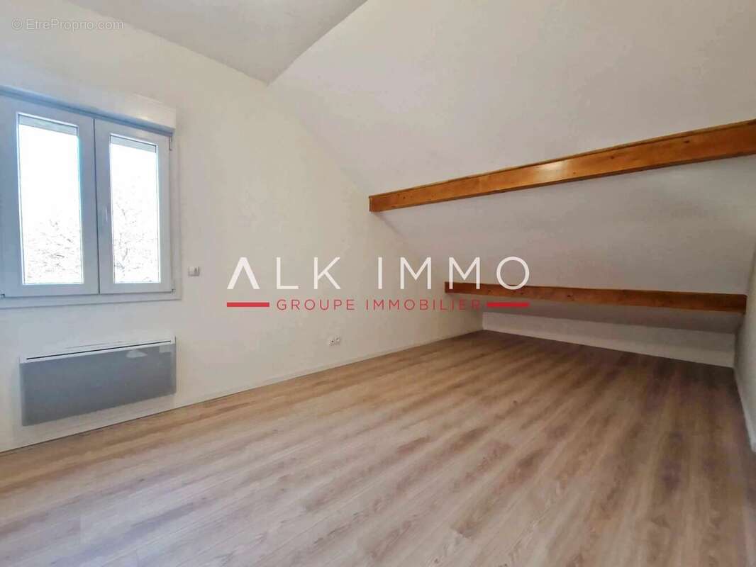 Appartement à CONTAMINE-SUR-ARVE