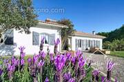 Photo 1 - Maison à SALIGNAC
