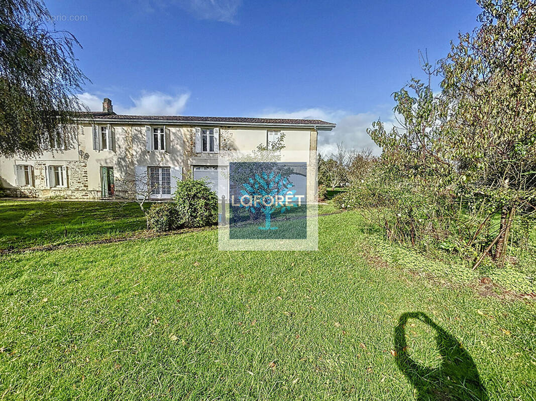 Maison à SAINT-SAVIN