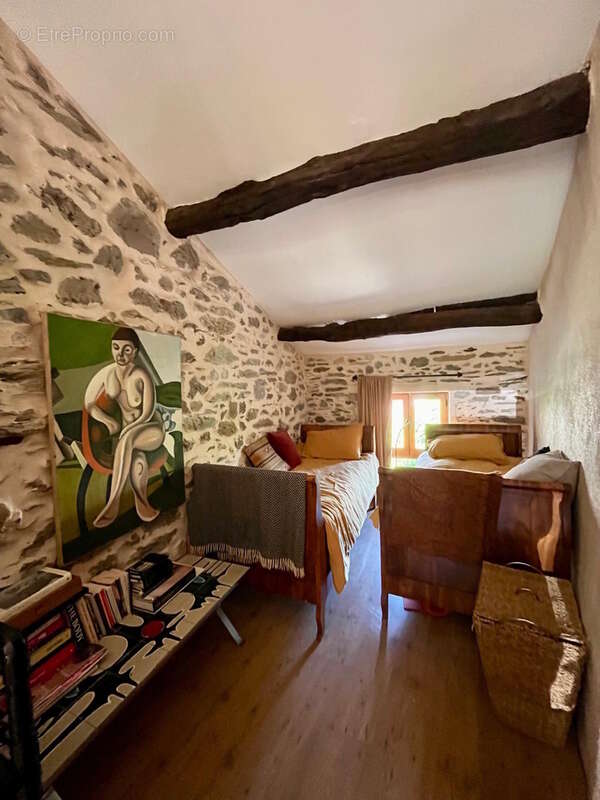 Maison à ROUJAN