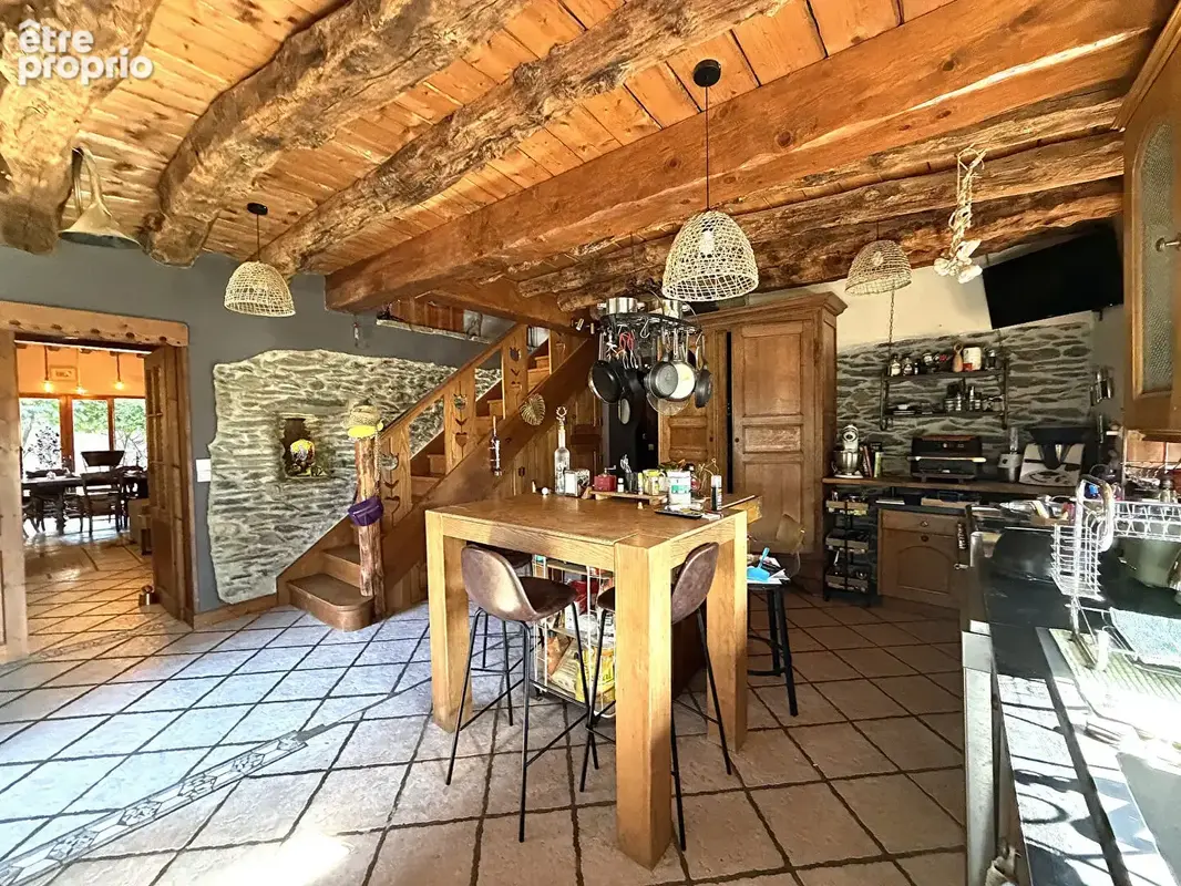 Maison Gilly Sur Isere 8 pièce(s) 231 m2 - photo 6