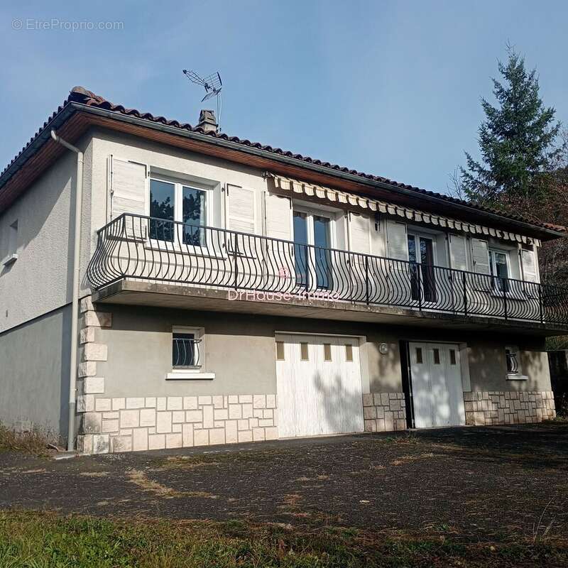 Maison à BRIVES-CHARENSAC