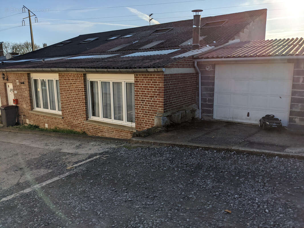 Maison à SAINT-QUENTIN