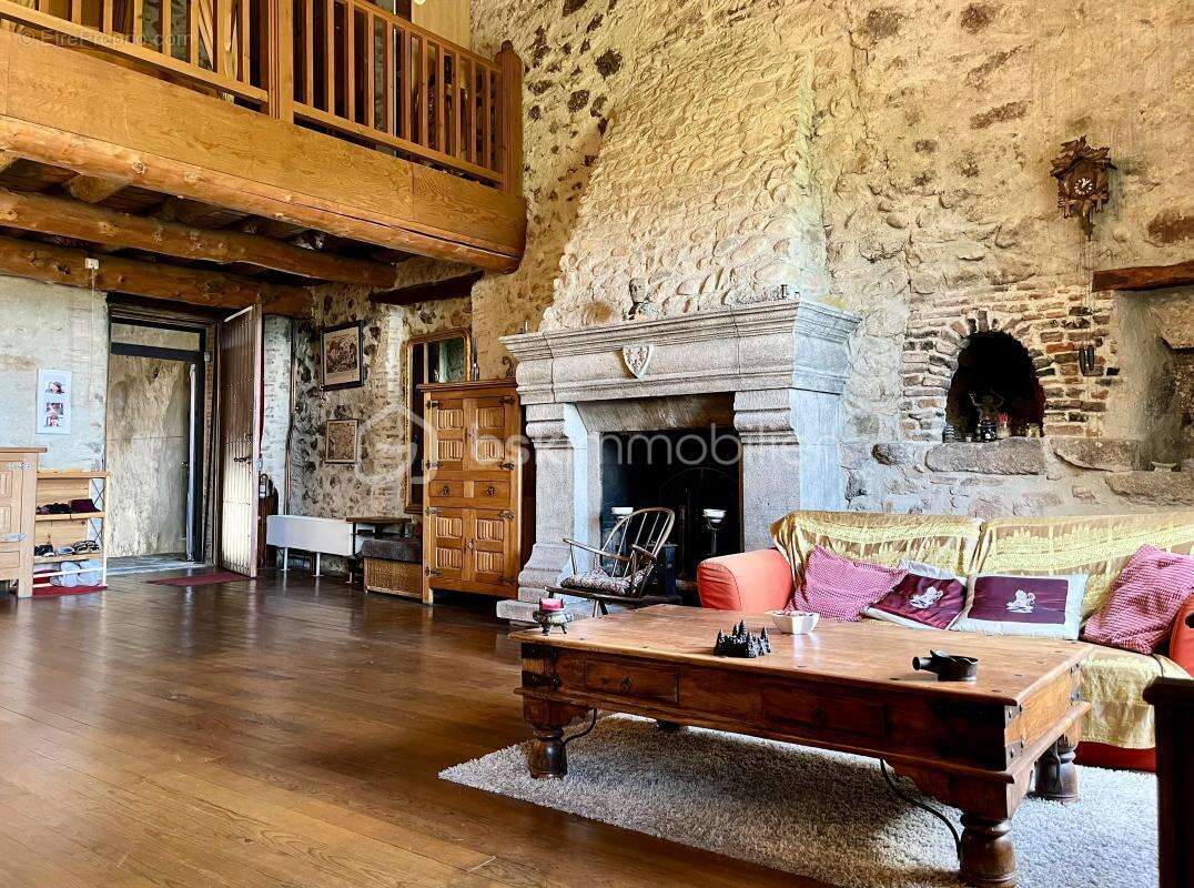 Maison à MOSSET
