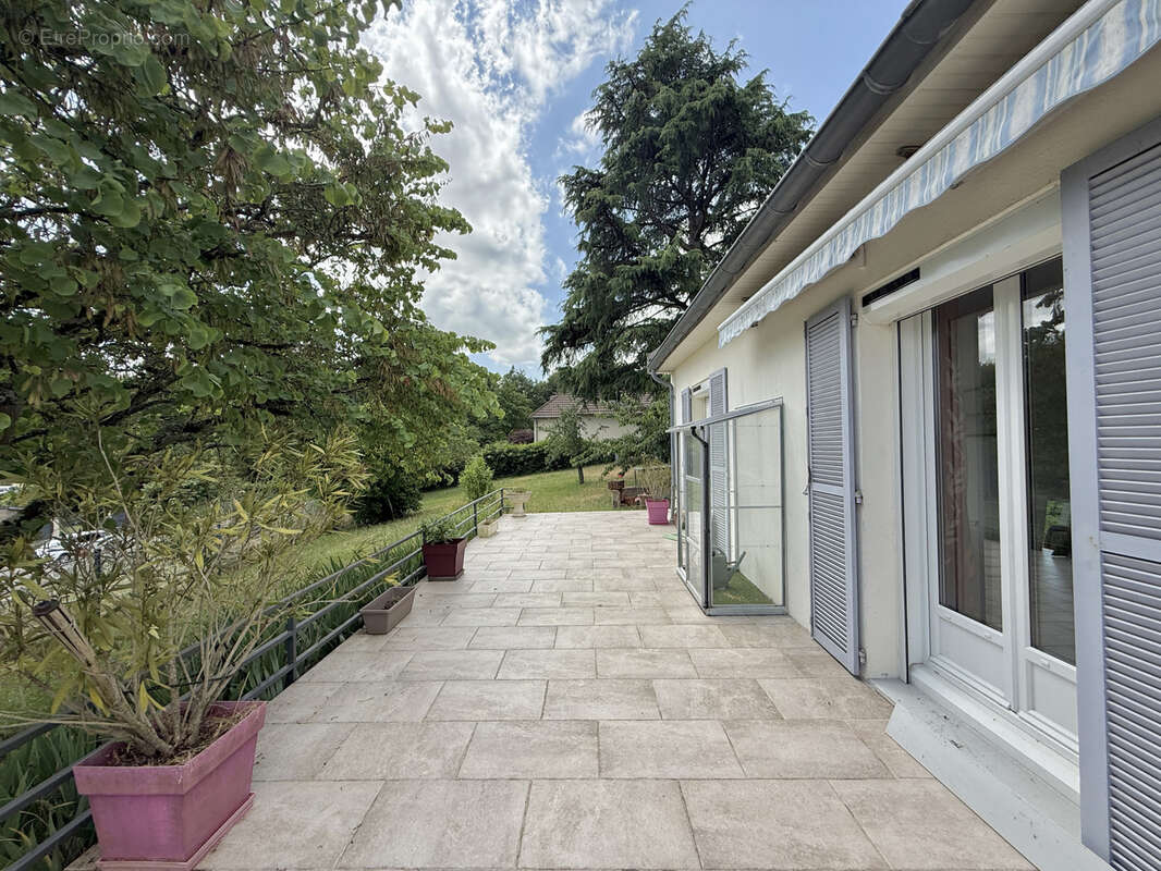 Maison à VERETZ