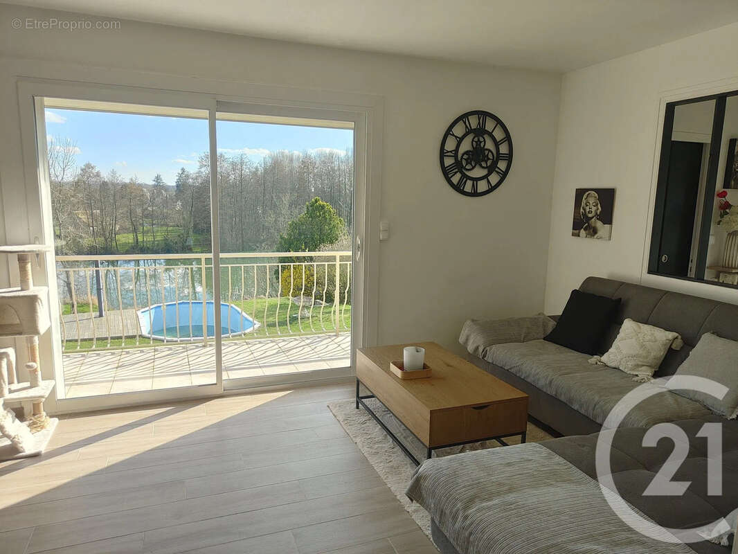 Maison à MESVES-SUR-LOIRE