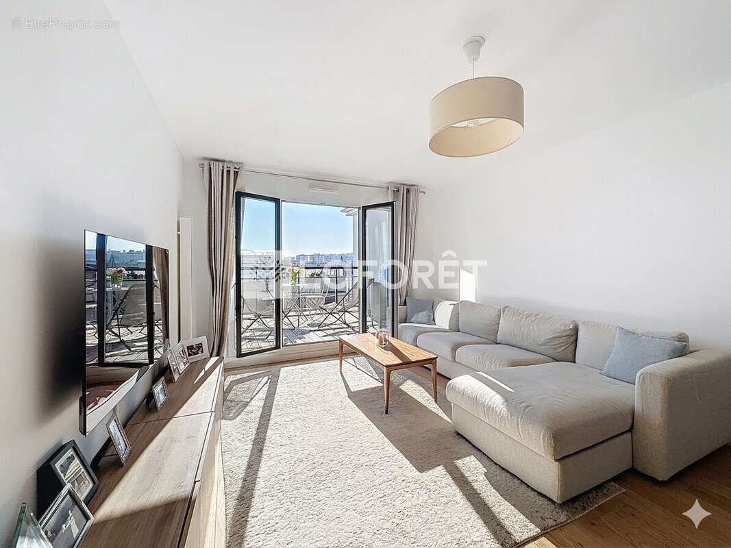 Appartement à SURESNES