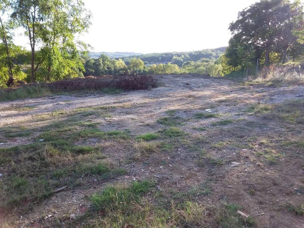 Terrain à MOLIERES