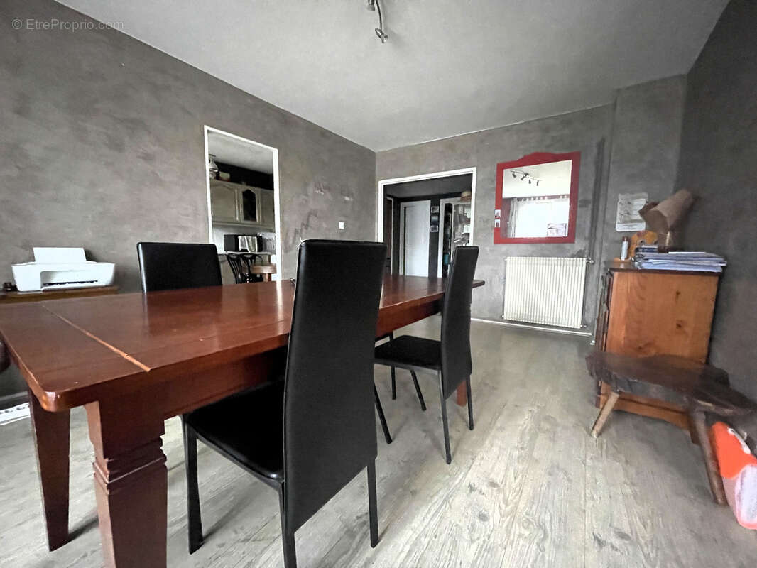 Appartement à COULOUNIEIX-CHAMIERS
