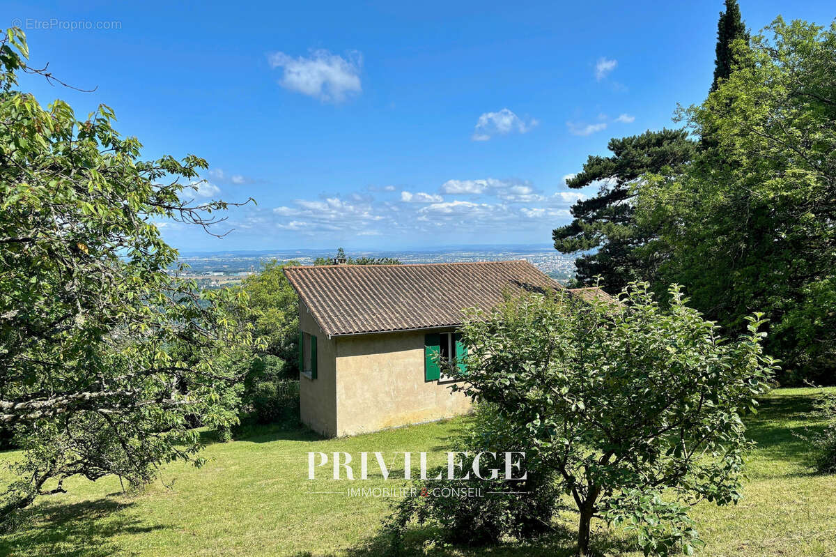 Maison à SAINT-CYR-AU-MONT-D'OR