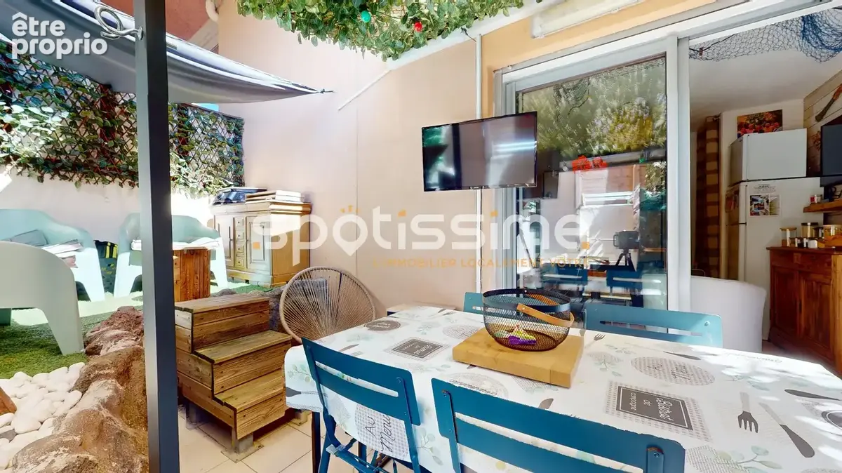 Cap d'Agde, Môle  T2 rénové avec terrasse intimiste et parking, proche plage du Môle - photo 9