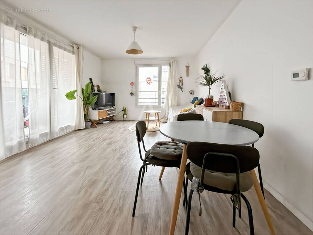 Appartement à JOUY-LE-MOUTIER