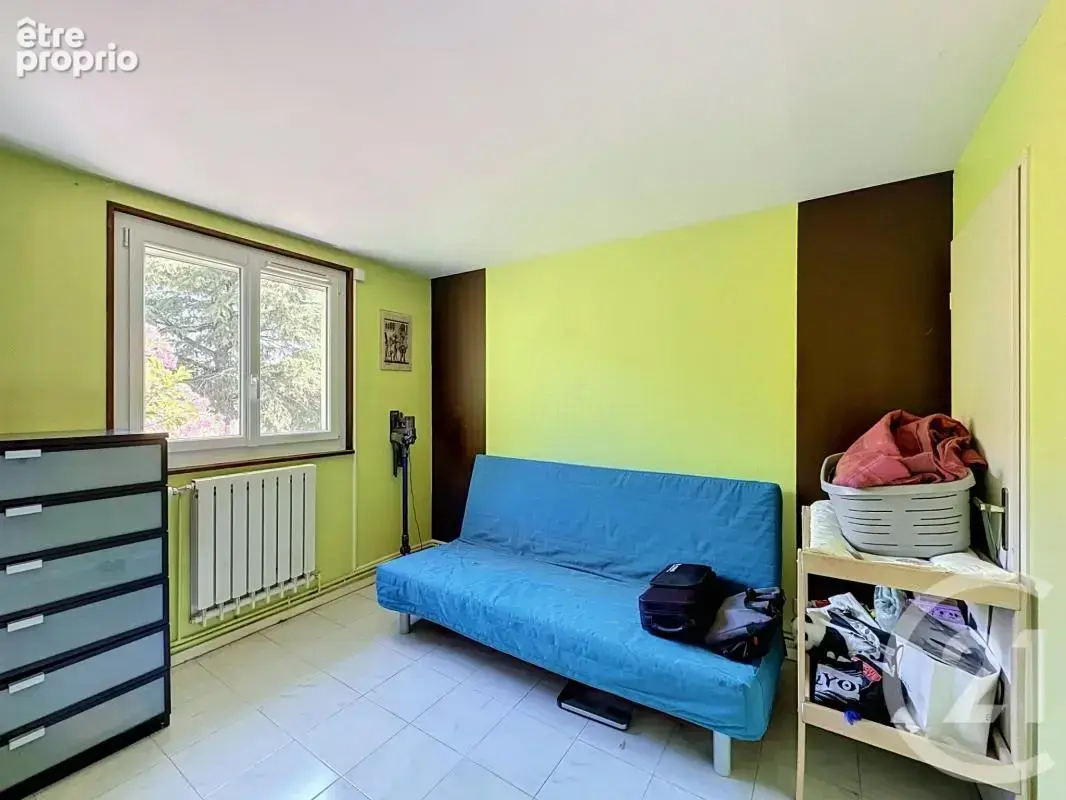 Maison 80 m² à Saint-Fons  - photo 10