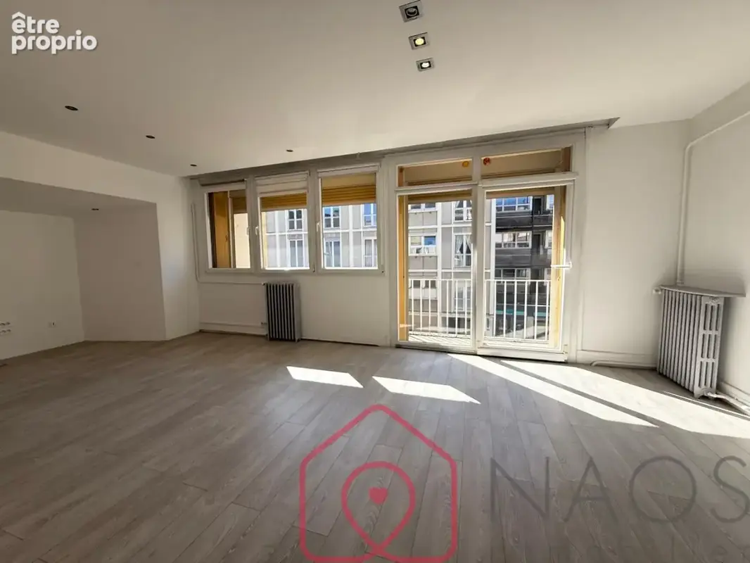 Nouveauté & exclusivité  appartement avec balcons en centre-ville - photo 6