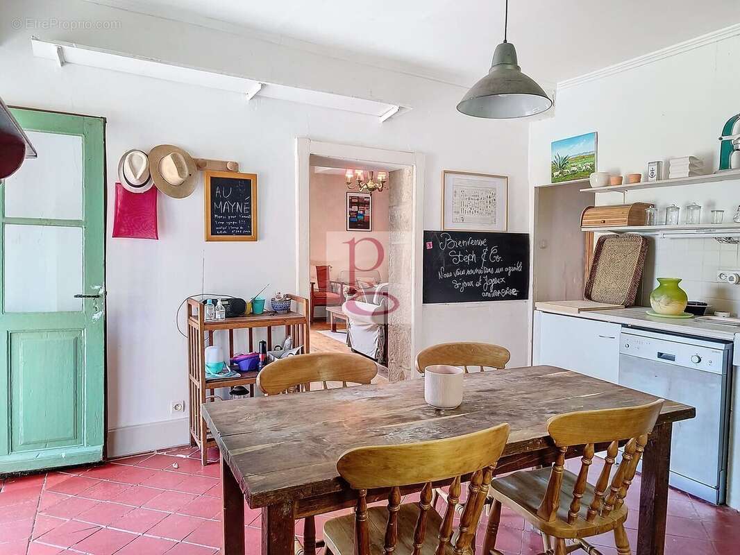 photocff112d1546dd5a492949e7fe3697ccc - Maison à FLEURANCE