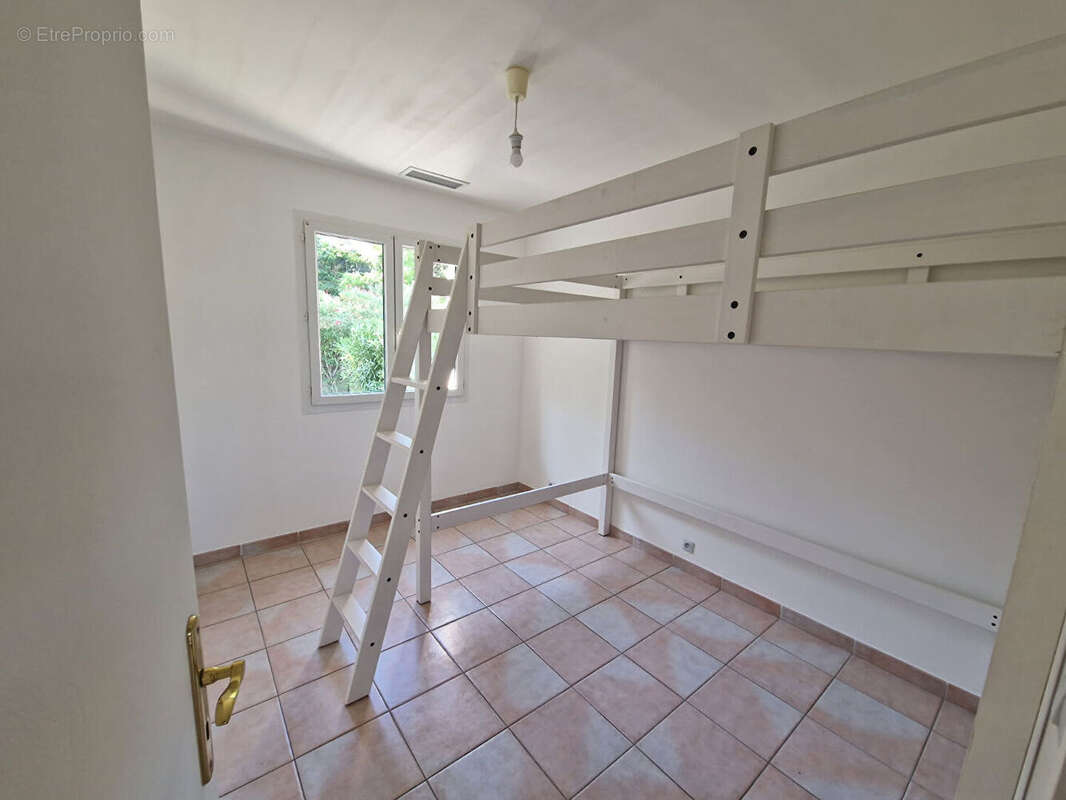 Maison à LUC-SUR-ORBIEU