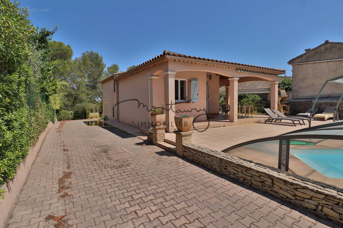 Maison à NIMES