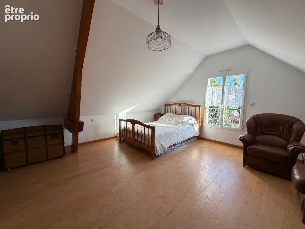 Auvers-sur-oise - exclusivité - maison 245m² sur terrain de 1623m² - 5 chambres - dépendance indépendante - photo 12