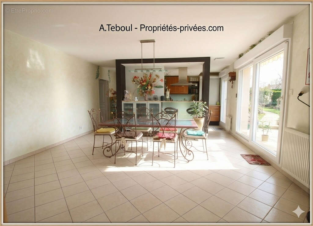 Appartement à VILLEURBANNE