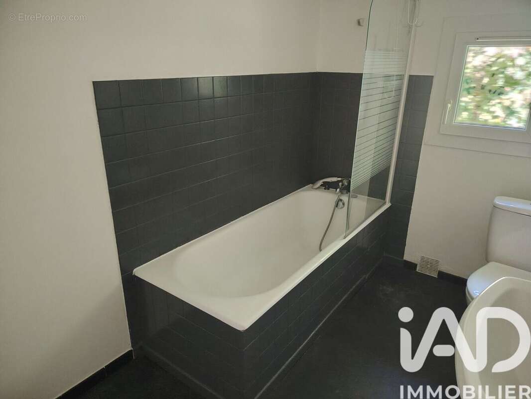 Maison 58 m² à Motreff  - photo 6