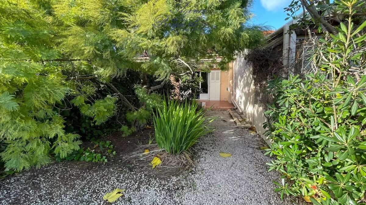 Appartement à HYERES