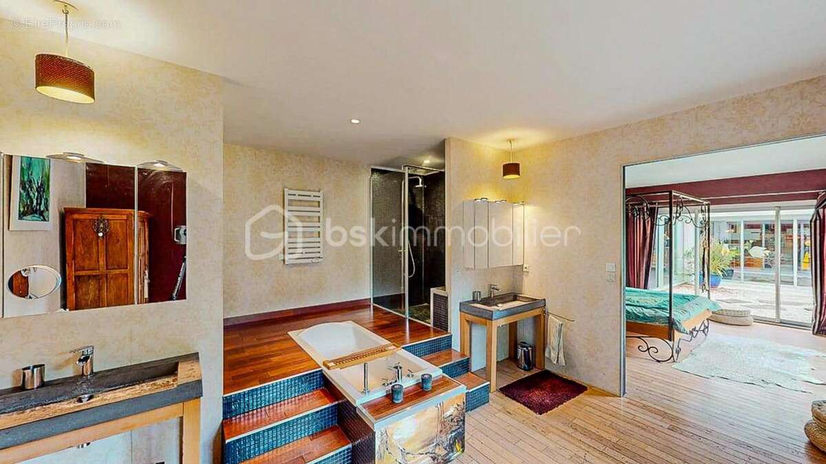 Maison à SAINT-MARTIN-DE-SEIGNANX