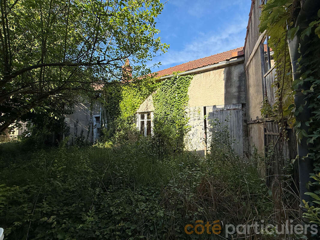 Maison à SAINT-AMAND-MONTROND