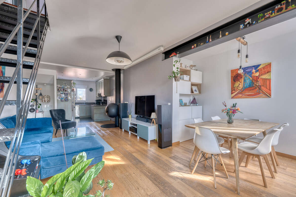 Maison à ASNIERES-SUR-SEINE