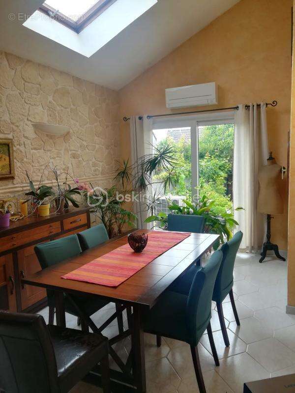 Maison à EVRY-GREGY-SUR-YERRE